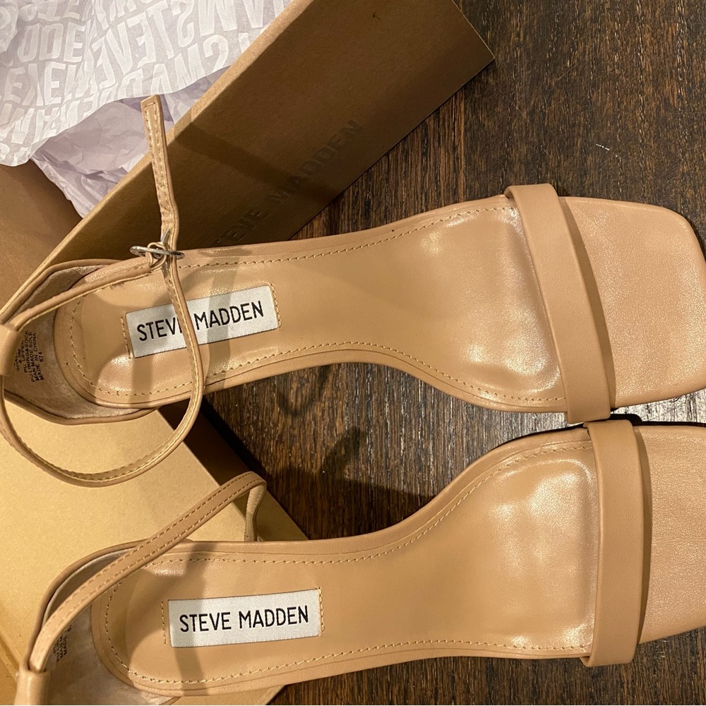 Steve madden heals